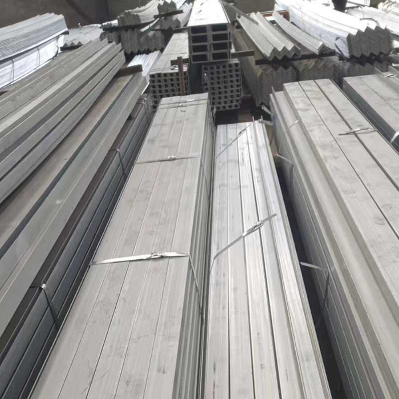 Steel Galvanized U Channel For Building Construction U Shaped Steel Channel Sizes 8# 43mm 5mm